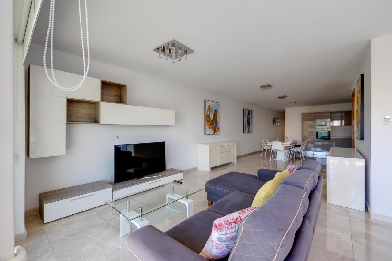 Marvellous 3Br Apartment In Central St Julians Saint Julian's エクステリア 写真