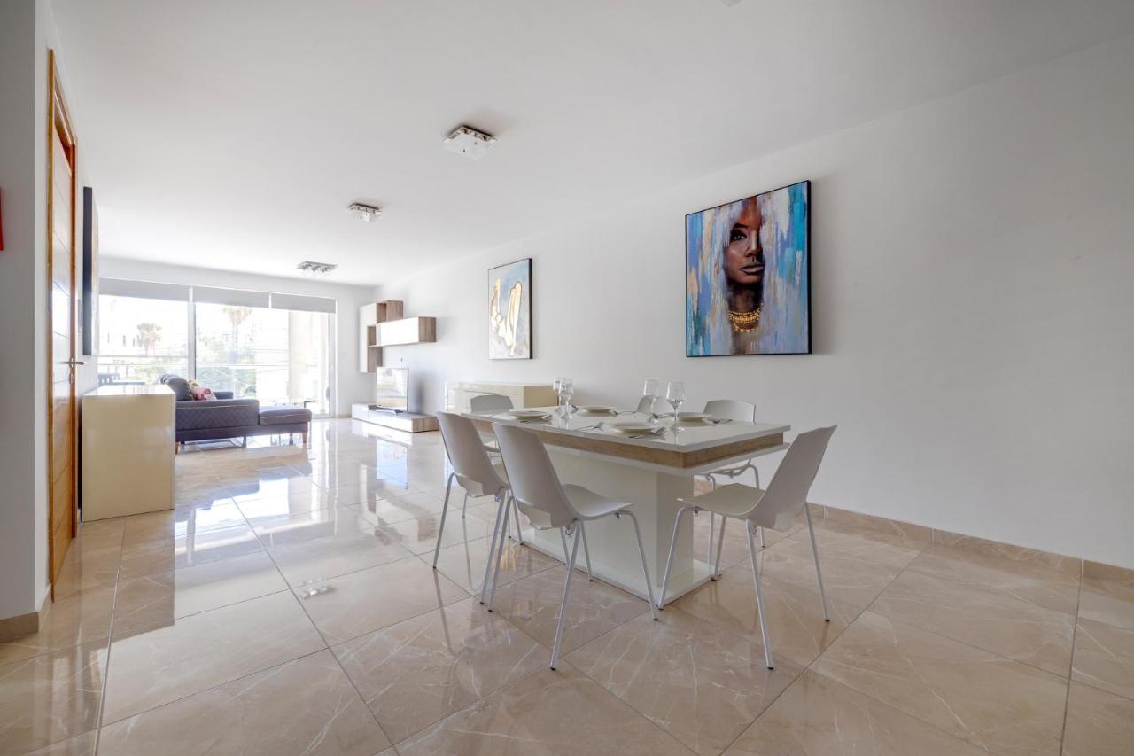 Marvellous 3Br Apartment In Central St Julians Saint Julian's エクステリア 写真