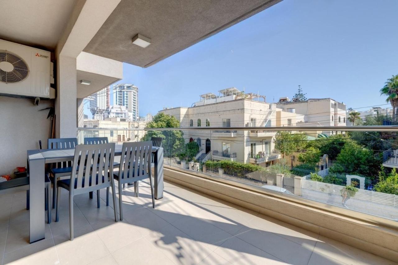 Marvellous 3Br Apartment In Central St Julians Saint Julian's エクステリア 写真